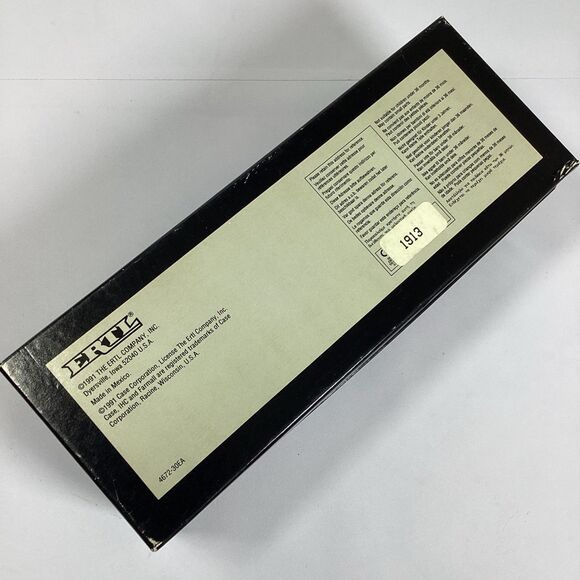 Ertl IHC 66 Series Tractor Set 1991 1/64 Scale - Picture 15 of 15